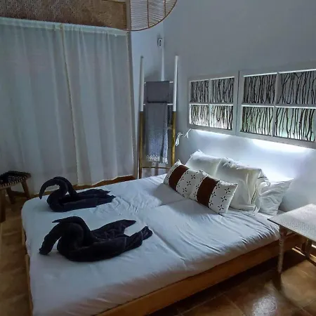 O'eirado Playa De Quenxe Corcubión